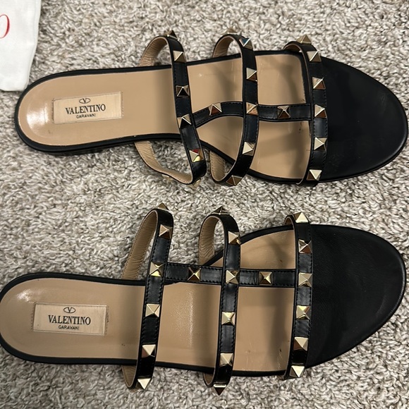 Rockstud Flat Slide Sandal - Picture 5 of 6